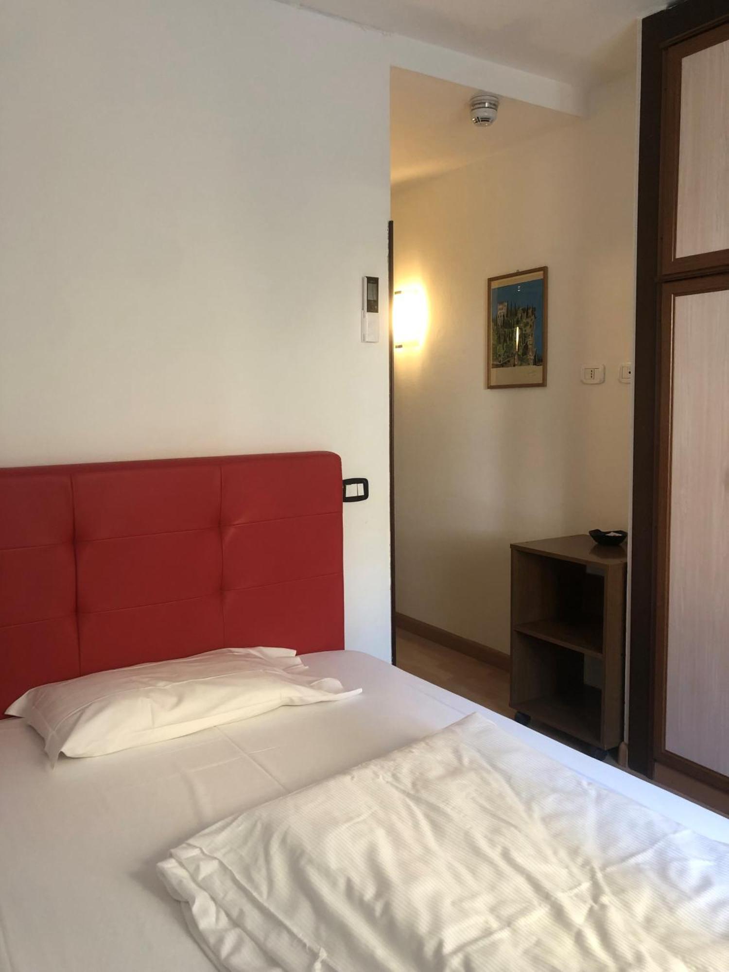 Hotel Sole Holiday Arco Eksteriør bilde